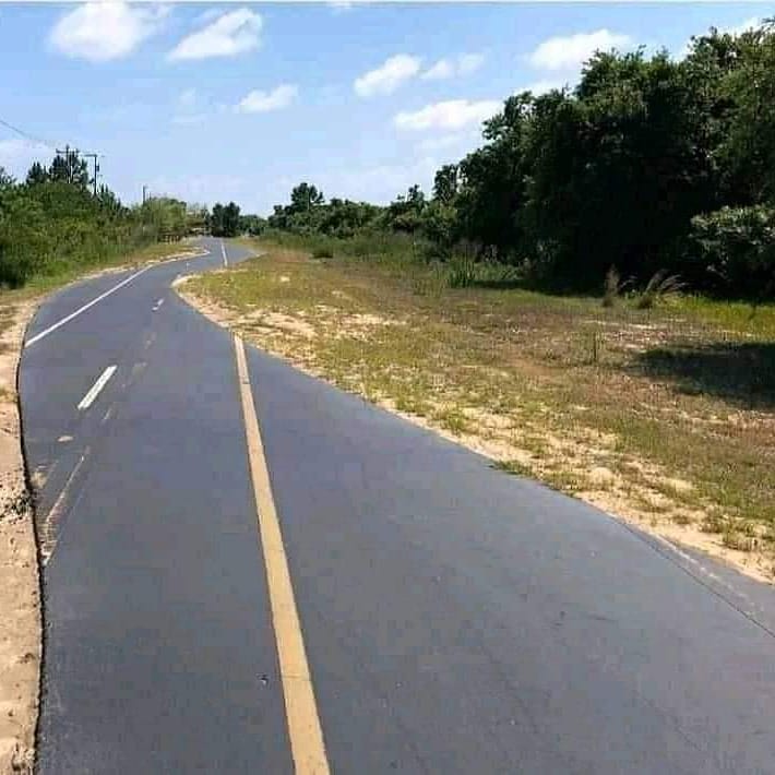 Potret kocak pola jalan yang salah ini bikin gregetan dan garuk-garuk kepala